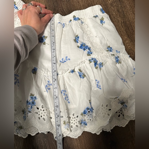 Nwt size Large mini skirt floral flouncy skirt - Picture 14 of 14